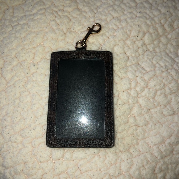 COACH CARDHOLDER/BADGE ID - Picture 7 of 8